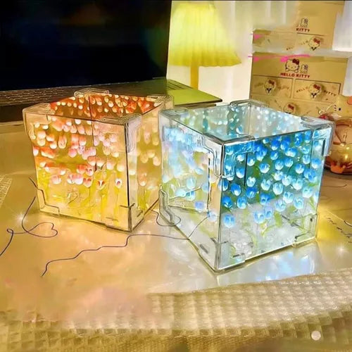 🌷 Lámpara Tulipán Cuadrada con Efecto Espejo Infinito – Luz Nocturna LED 360°